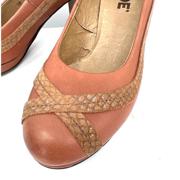 Dkode Pump from Anthropologie - Picture 5 of 7